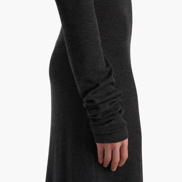 available now at Coveti.