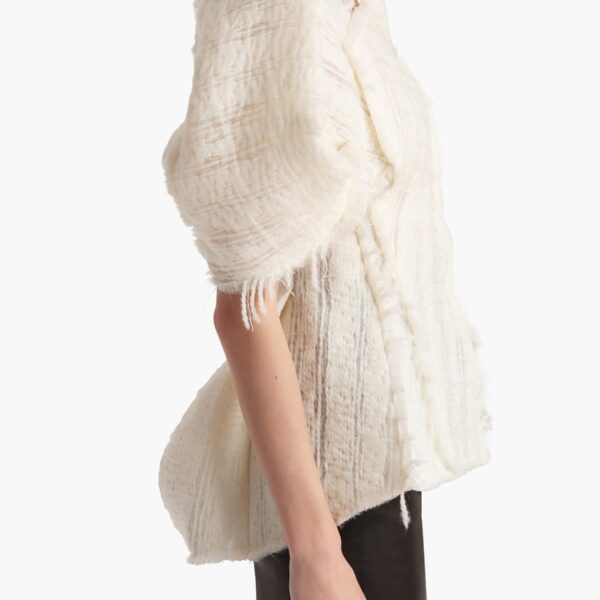 available now at Coveti.