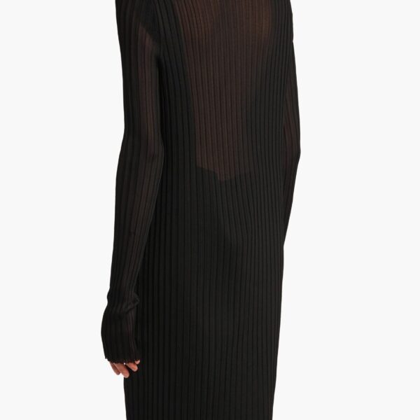 available now at Coveti.