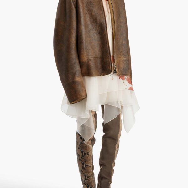 available now at Coveti.