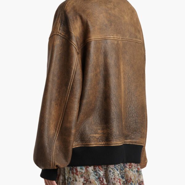 available now at Coveti.