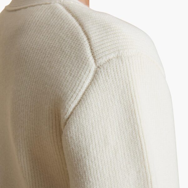 available now at Coveti.