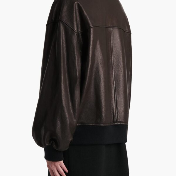 available now at Coveti.