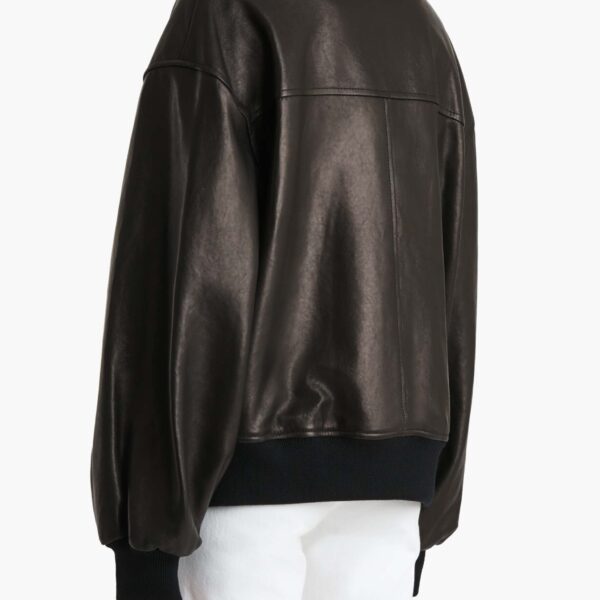 available now at Coveti.
