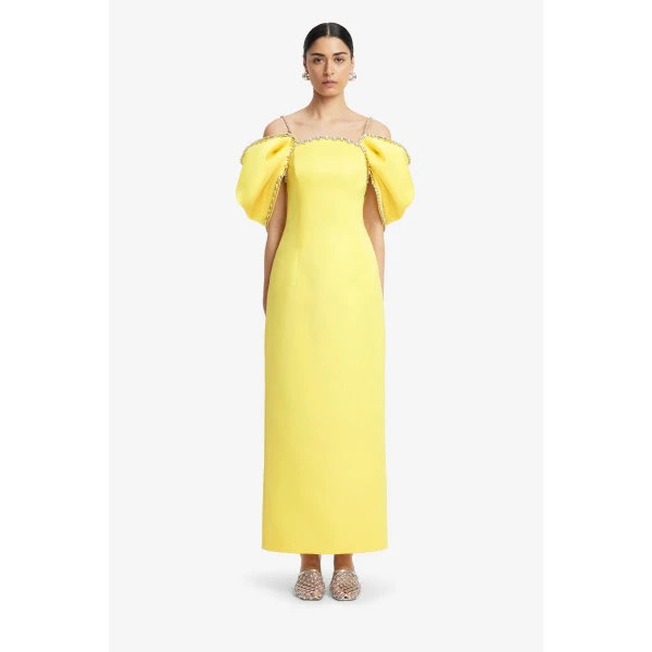 Square neckline