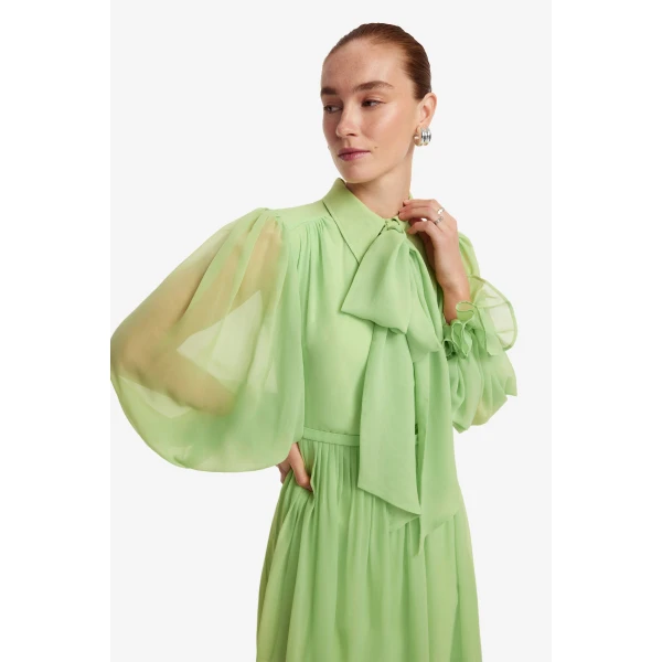 Gathered voluminous midi skirt with lining