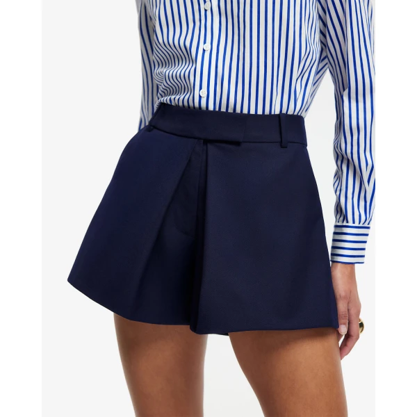 Side pockets