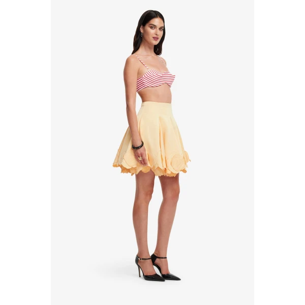 Voluminous A-line mini skirt