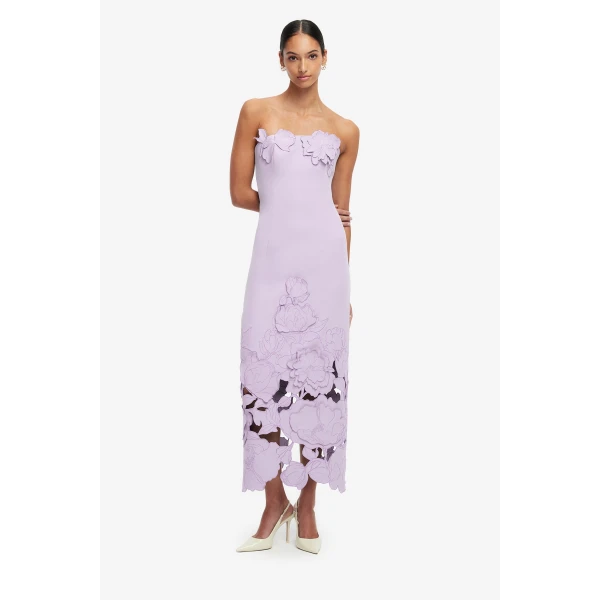 Strapless neckline