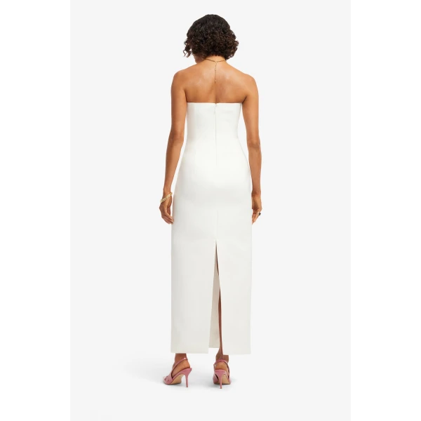 Strapless neckline