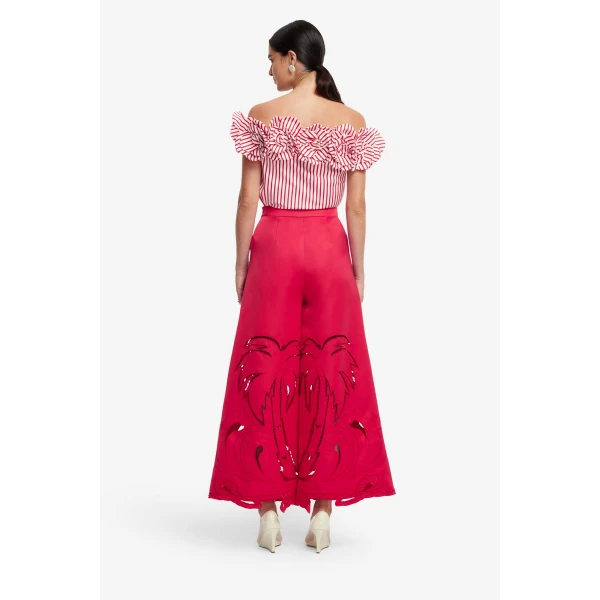 Side pockets