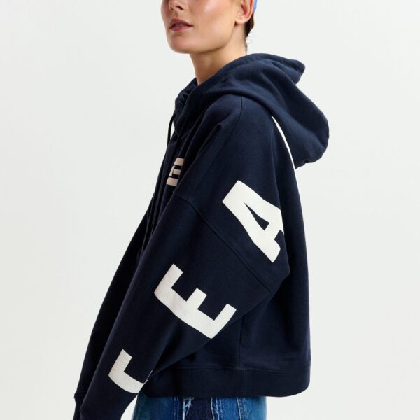 Essentiel Antwerp Navy oversized cotton hoodie with "fearless"-print - Essentiel Antwerp Hoodies - Colorful Belgian Design - Shop at Coveti