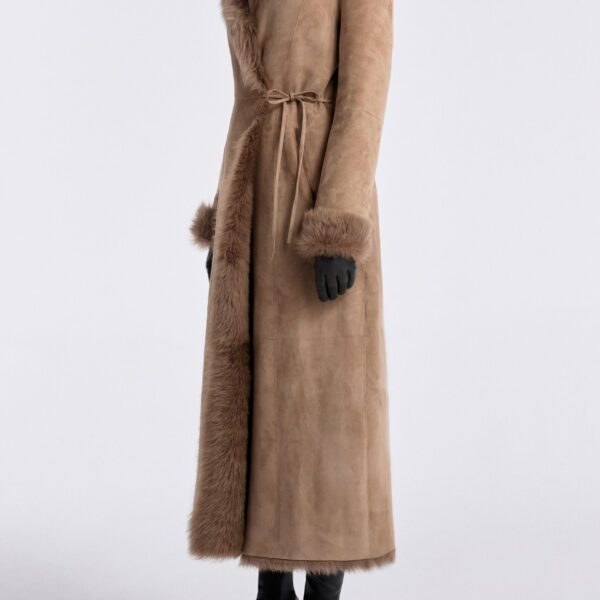 Nour Hammour Coats Color | Joni Off-duty Shearling Essential Coat luxury leather Coats from Coveti
