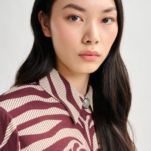 Essentiel Antwerp Off-white and burgundy zebra-jacquard shirt with rhinestone-encrushed button - Essentiel Antwerp Shirts - Colorful Belgian Design - Shop at Coveti