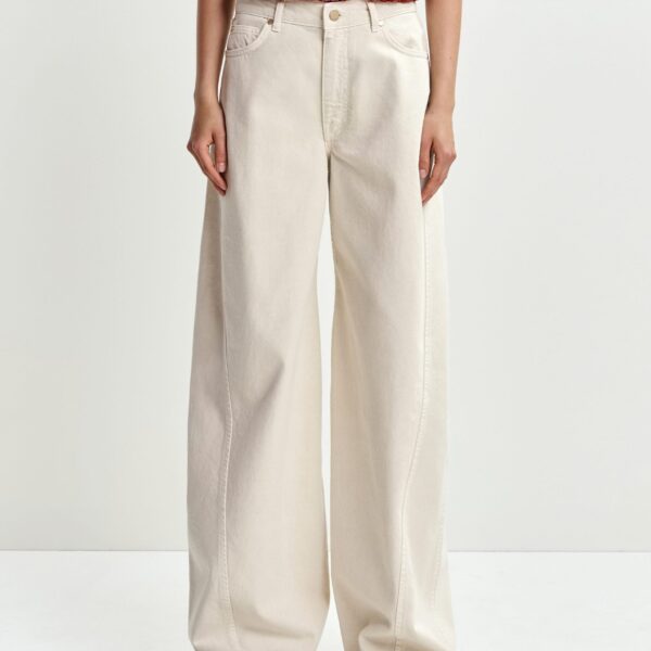 Essentiel Antwerp Off-white barrel-leg jeans - Essentiel Antwerp Pants - Colorful Belgian Design - Shop at Coveti