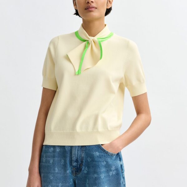Essentiel Antwerp Off-white fine-knit polo with light green scarf-like contrast collar - Essentiel Antwerp Tops - Colorful Belgian Design - Shop at Coveti