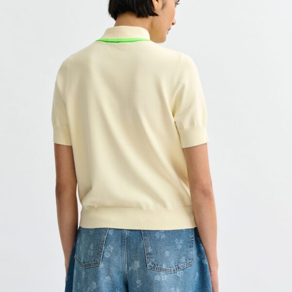 Essentiel Antwerp Off-white fine-knit polo with light green scarf-like contrast collar - Essentiel Antwerp Tops - Colorful Belgian Design - Shop at Coveti