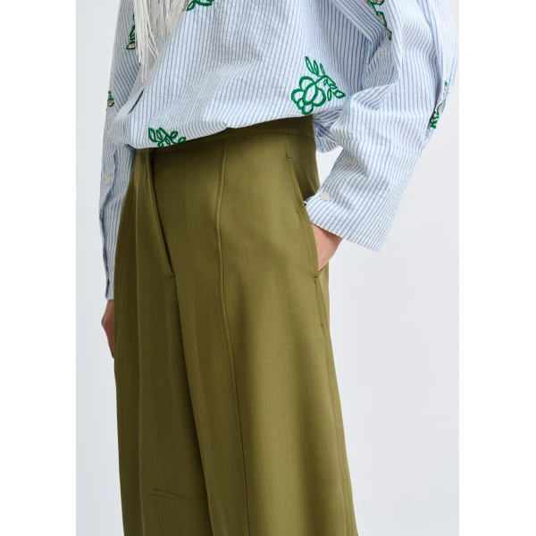Essentiel Antwerp Olive green barrel-leg pants with twisted side seams, view 4