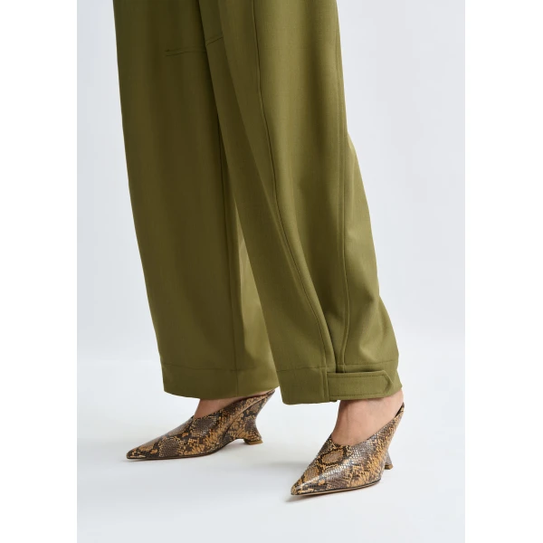 Essentiel Antwerp Olive green barrel-leg pants with twisted side seams, view 5