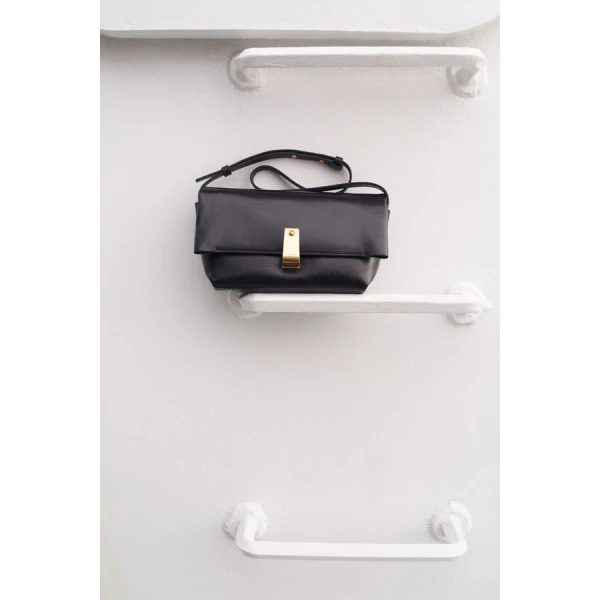 Etta Medium Clutch Crackle - Image 7