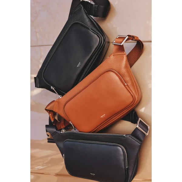Larsen Sling Bag - Image 7