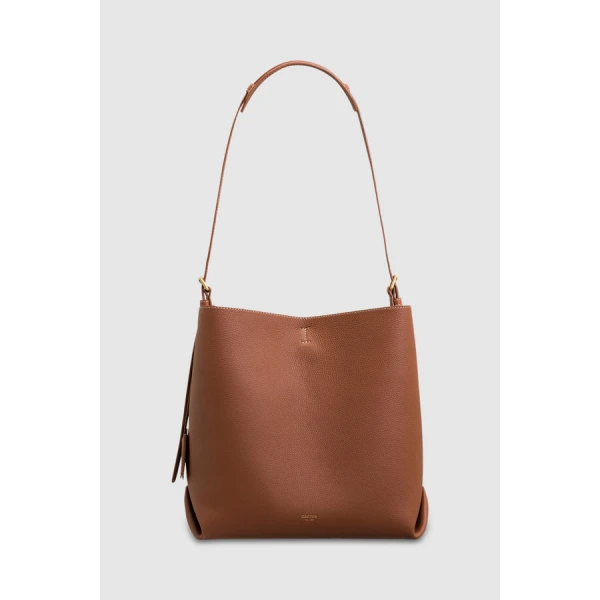 Margot Hobo - Image 2
