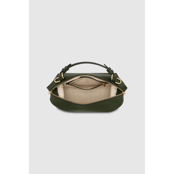 Mica Bowler - Image 7
