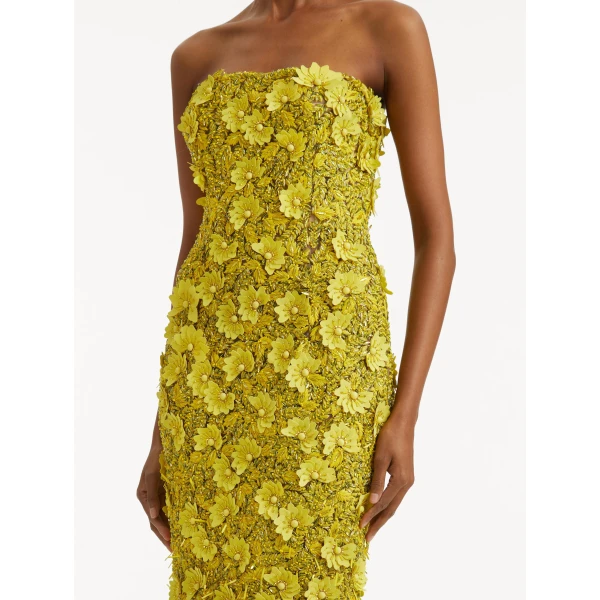 Oscar de la Renta Peony Sequin and Raffia Embroidered Gown - Oscar de la Renta Dresses - American Couture - Shop at Coveti