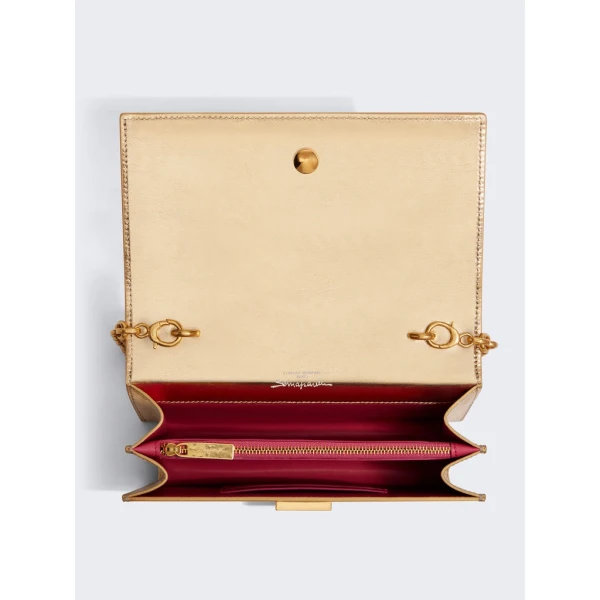Schiaparelli nose bag