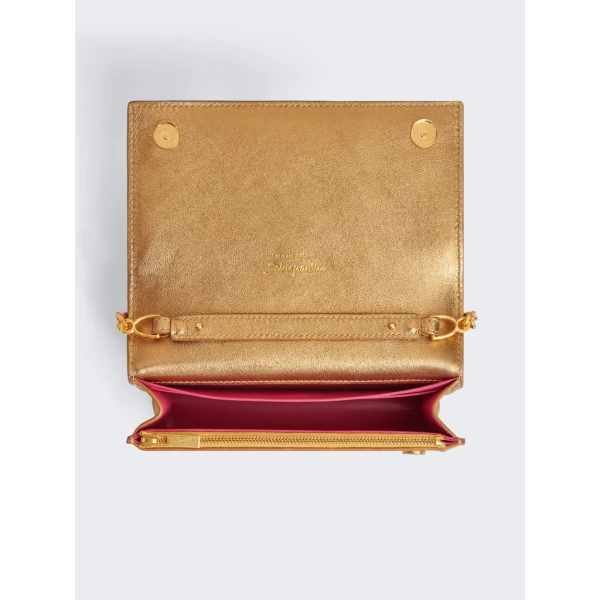 Schiaparelli nose bag