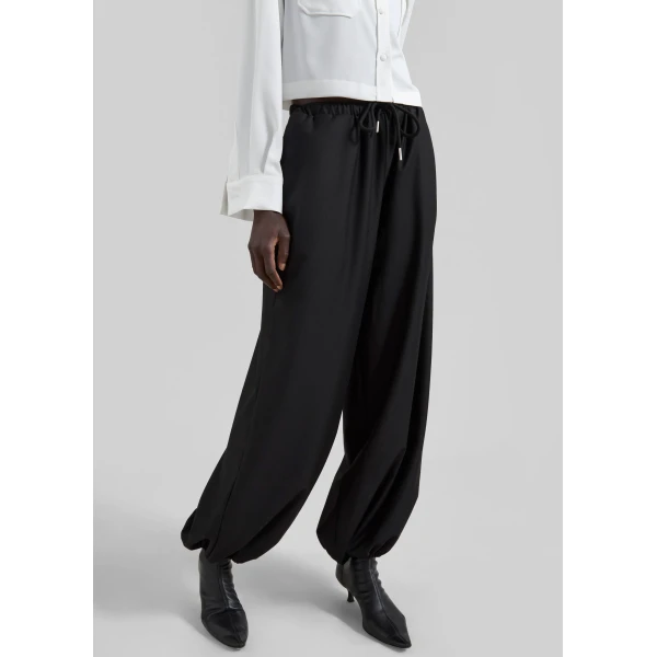 The Frankie Shop Aubray Balloon Pants – Black, view 6