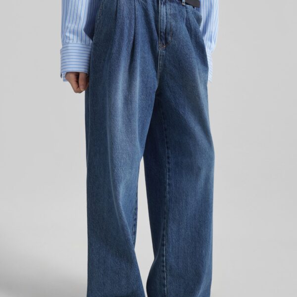 The Frankie Shop Buxton Pleated Wide Jeans - Medium Wash - Oversized Minimalist Pants in Blue - Shop at Coveti