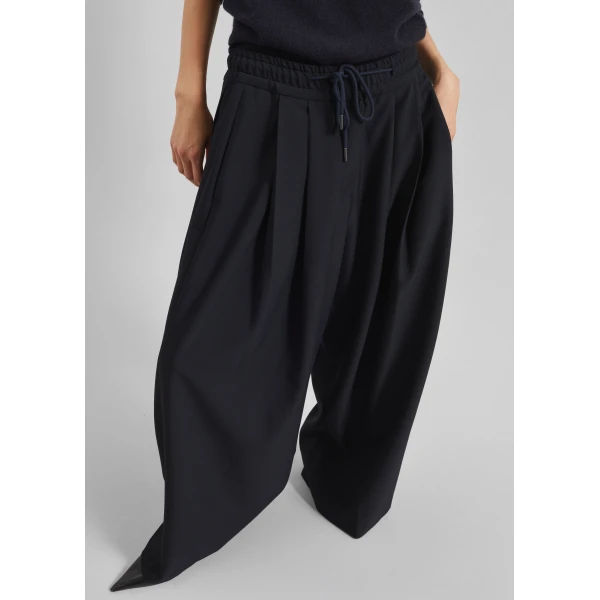 The Frankie Shop Corlen Pleated Wide Pants – Dark Navy, view 3