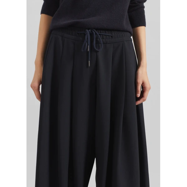 The Frankie Shop Corlen Pleated Wide Pants – Dark Navy, view 7