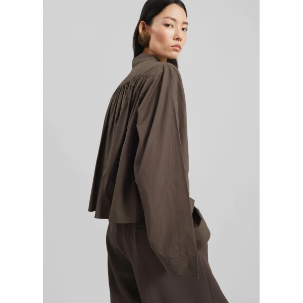 The Frankie Shop Dharoi Adjustable Sleeve Layered Shirt – Brown, view 9