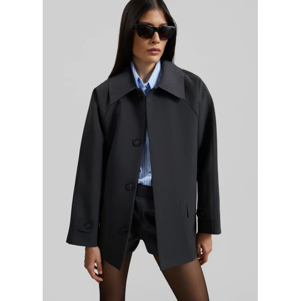 The Frankie Shop Ebbe Contrast Collar Boxy Jacket – Charcoal, view 2