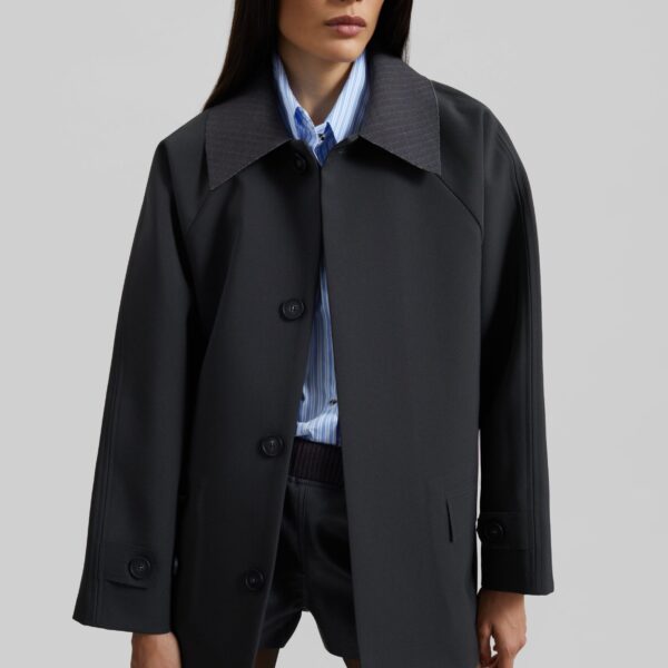 The Frankie Shop Ebbe Contrast Collar Boxy Jacket - Charcoal - Oversized Minimalist Jackets in Blue - Shop at Coveti