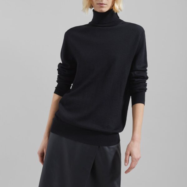 The Frankie Shop Eve Thin Turtleneck Sweater - Black - Oversized Minimalist Knitwear in Brown - Shop at Coveti