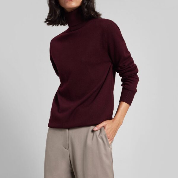 The Frankie Shop Eve Thin Turtleneck Sweater - Burgundy - Oversized Minimalist Knitwear in Red - Shop at Coveti