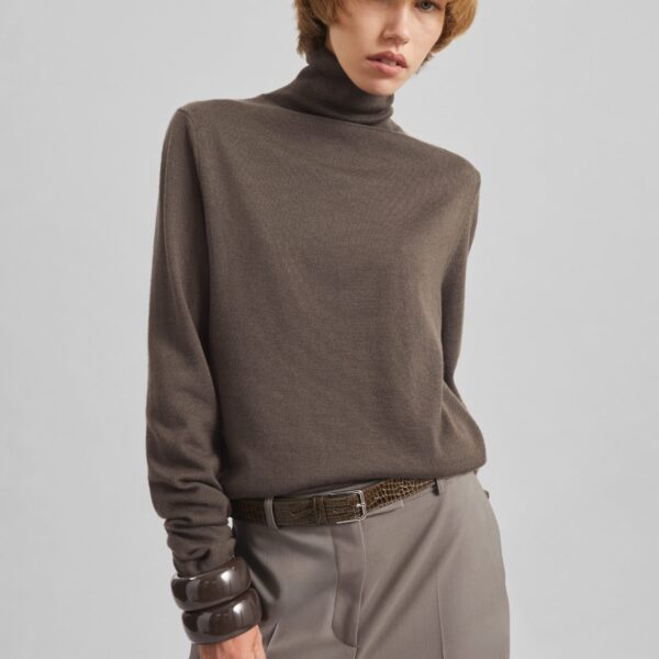 The Frankie Shop Eve Thin Turtleneck Sweater - Dark Taupe - Oversized Minimalist Knitwear in Brown - Shop at Coveti