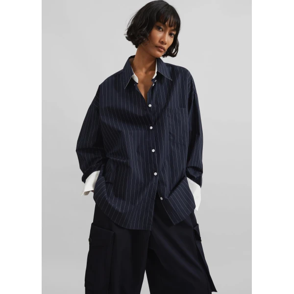 The Frankie Shop Lorna Shirt – Navy/White Pinstripe, view 2