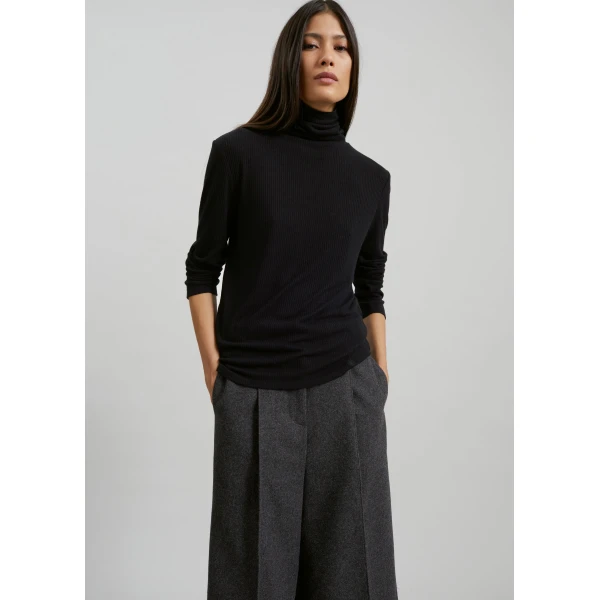 The Frankie Shop Loulou De Saison Gallinara Lds Second Skin Jersey Sweater – Black, view 2