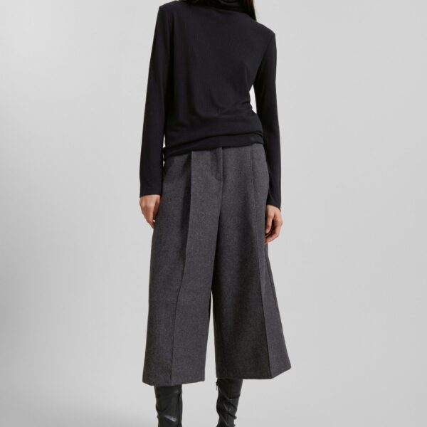 The Frankie Shop Loulou De Saison Gallinara Lds Second Skin Jersey Sweater - Black - Oversized Minimalist Knitwear in Black - Shop at Coveti