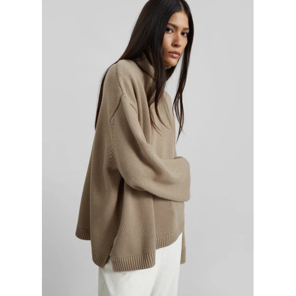 The Frankie Shop Rhea Trapeze Turtleneck – Beige Knit, view 7