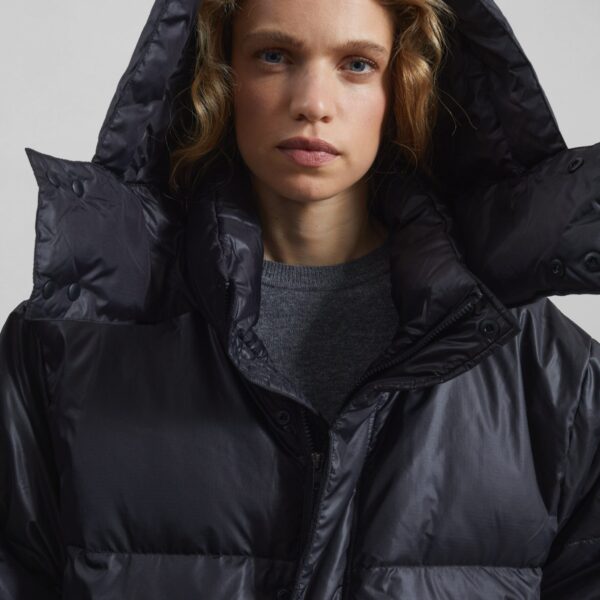 The Frankie Shop Riom Hooded Puffer Jacket - Black - Oversized Minimalist Jackets in Black - Shop at Coveti