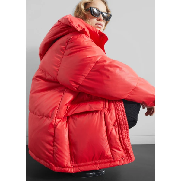 The Frankie Shop Riom Hooded Puffer Jacket – Red, view 3