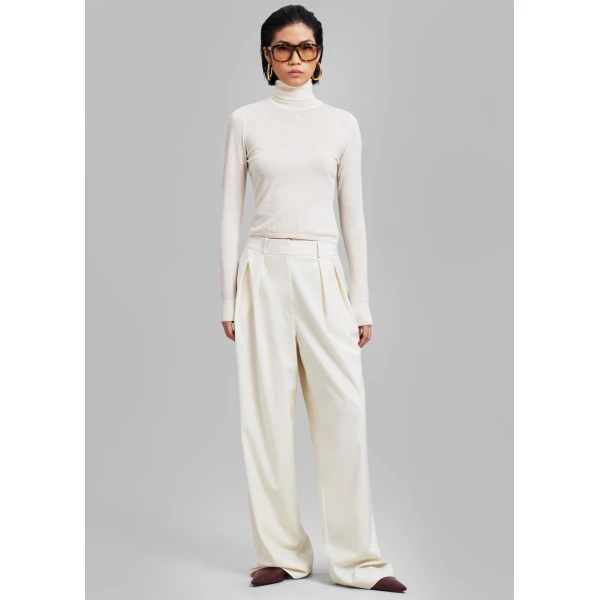 The Frankie Shop Ripley Pleated Trousers – Ivory, view 3