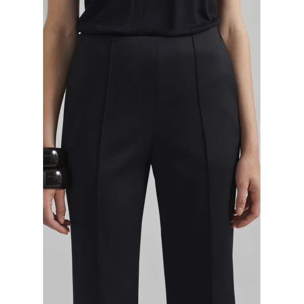 The Frankie Shop Rivoli Capri Pants – Black, view 4