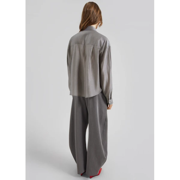The Frankie Shop Roanne Fluid Double Shirt – Steel Grey, view 6