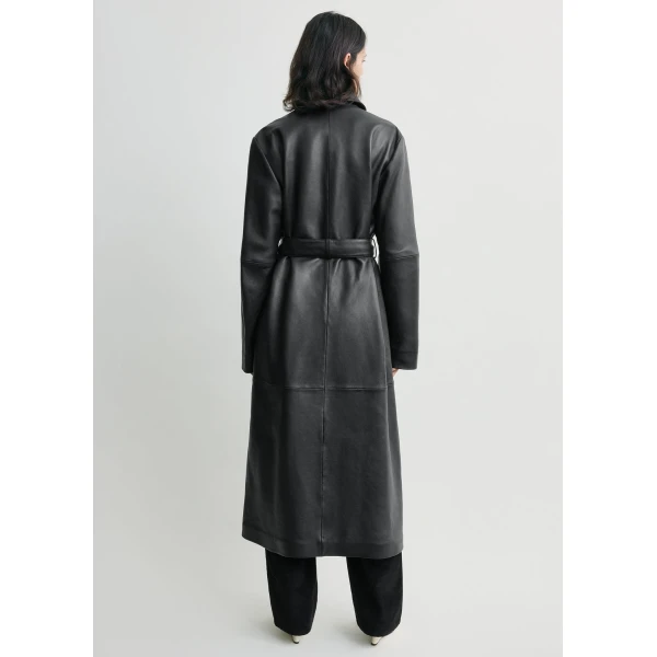 Toteme Coats with minimalist design at Coveti